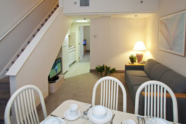 Room 26 of 40
