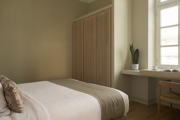 Room 16 of 50