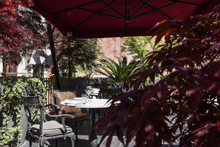 Terrace/Patio 72 of 74