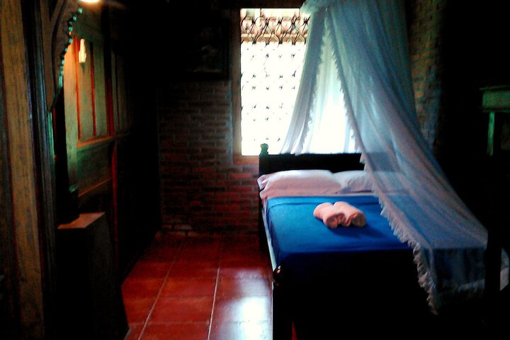 Room 5 of 69