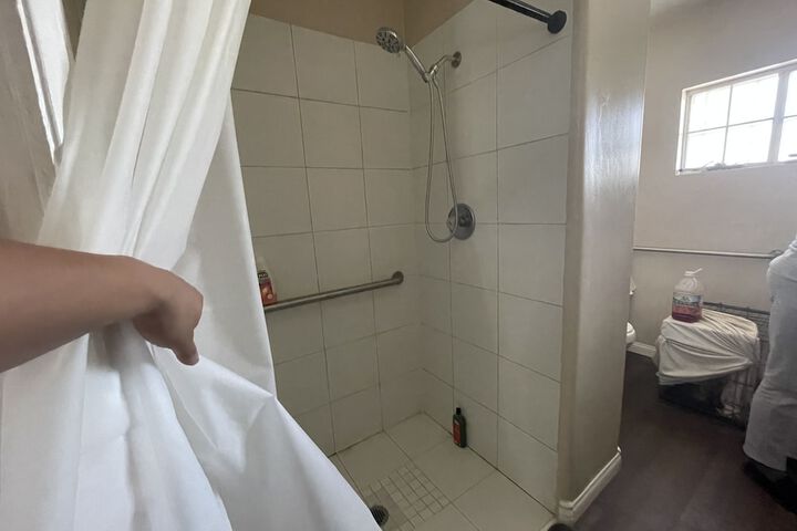 Room 50 of 90