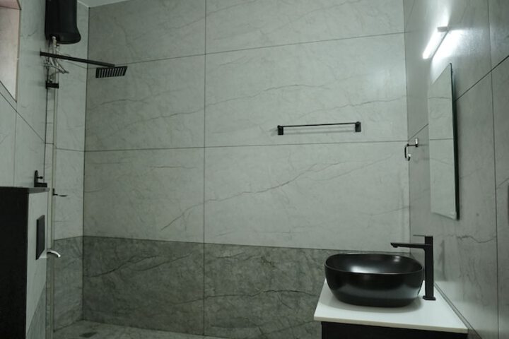 Room 28 of 54