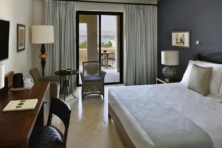 Room 36 of 218