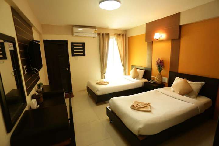 Room 36 of 67