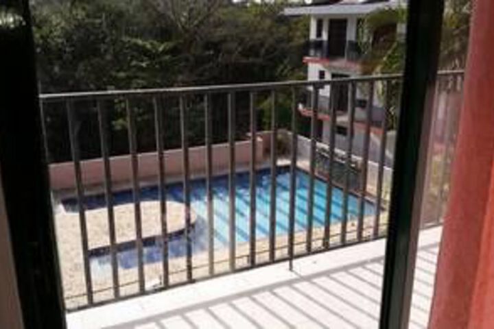 Pool 24 of 26