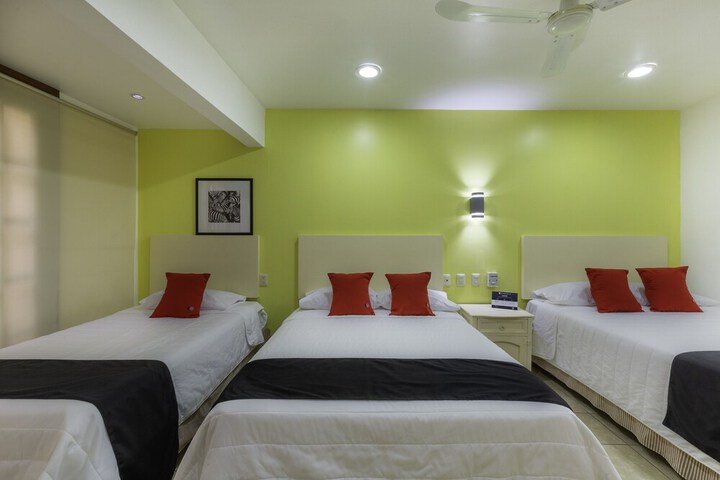Room 14 of 35