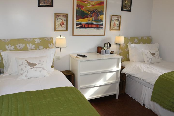 Room 5 of 36