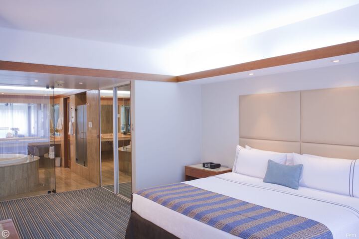 Room 13 of 125