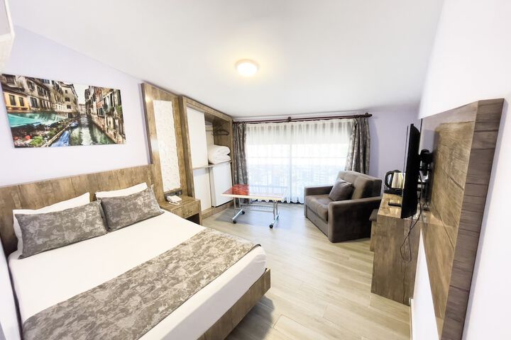 Room 10 of 41