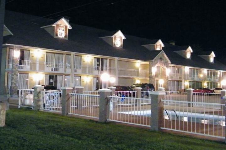 Hotel 23 of 26