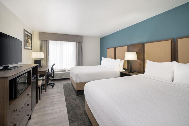 Room 5 of 32