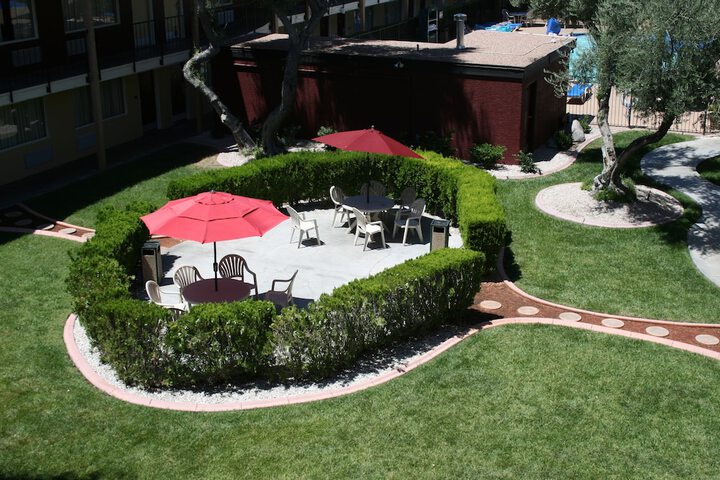 Hotel Exterior 129 of 138