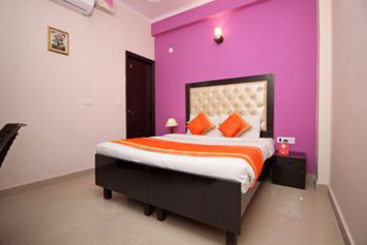 Room 3 of 21