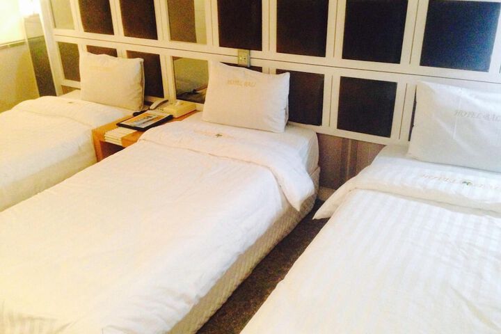 Room 19 of 40
