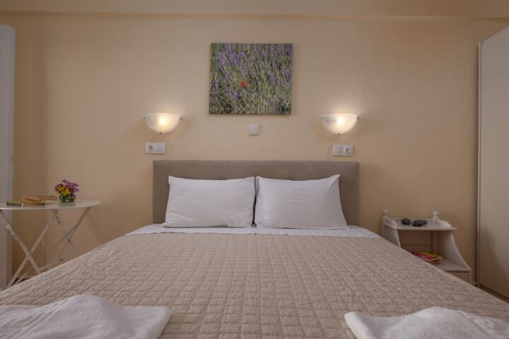 Room 20 of 38