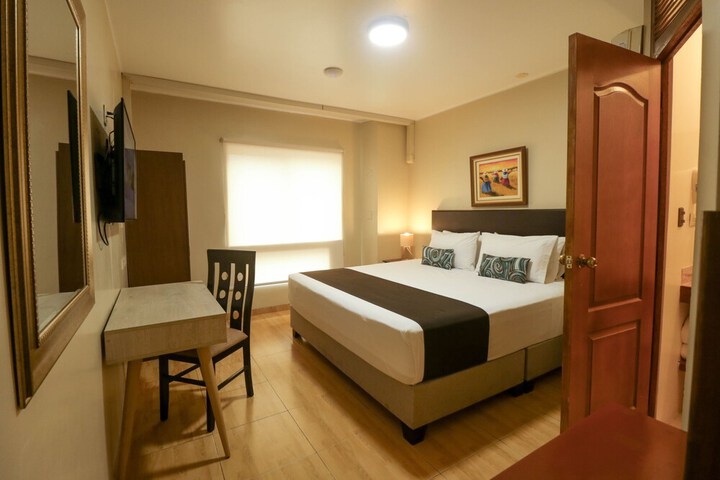 Room 8 of 79
