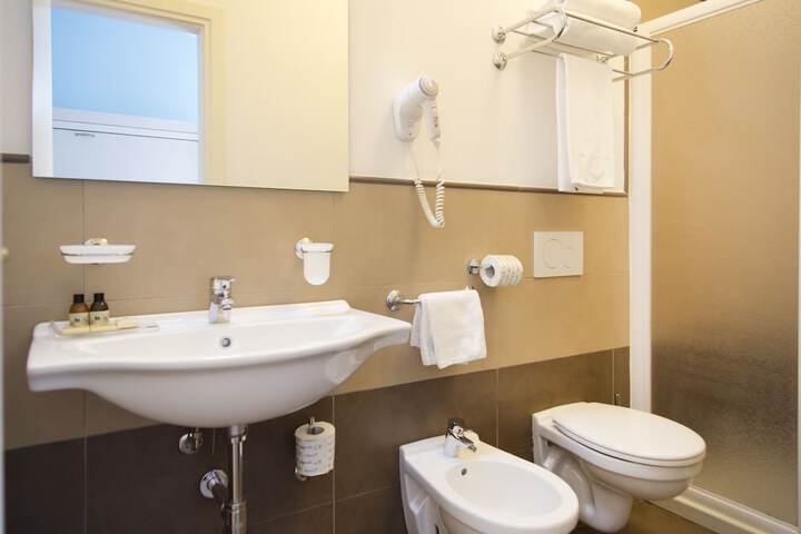 Clean Restrooms