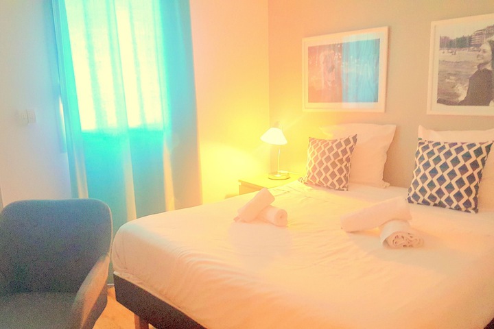 Room 32 of 59