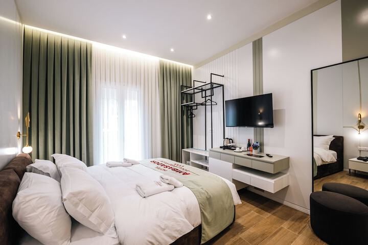 Room 54 of 120