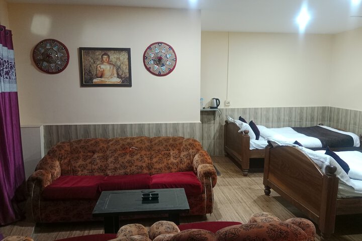 Room 17 of 20