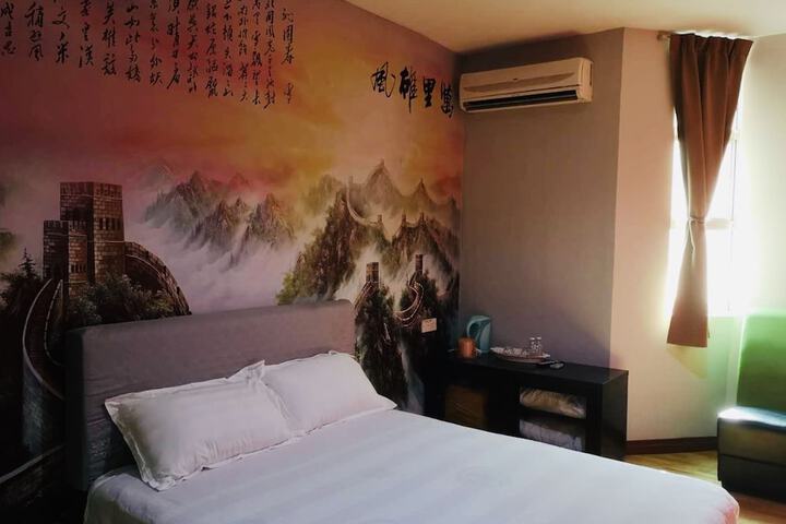 Room 6 of 52