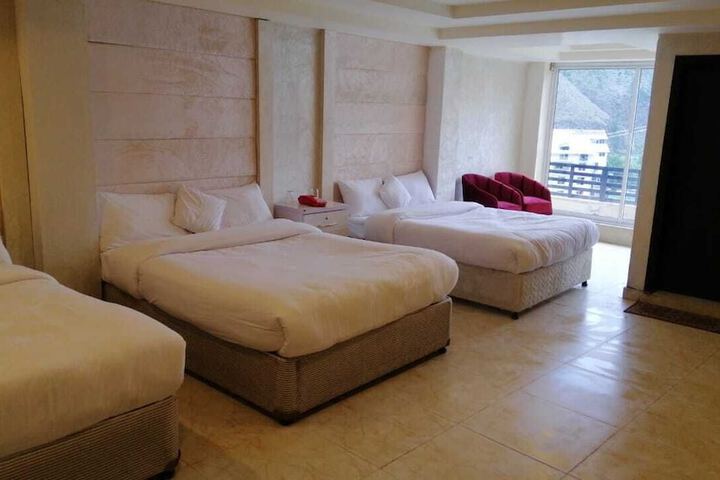 Room 30 of 57