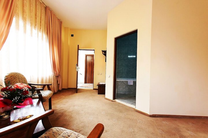 Room 20 of 46
