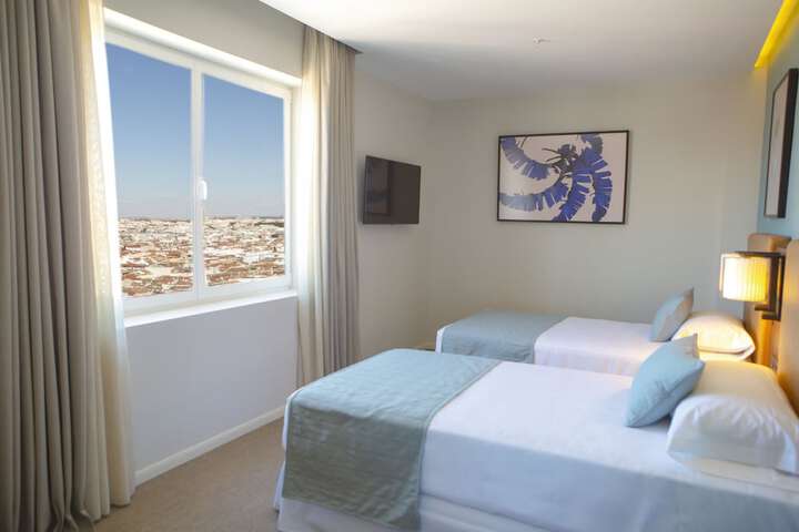 Room 50 of 202