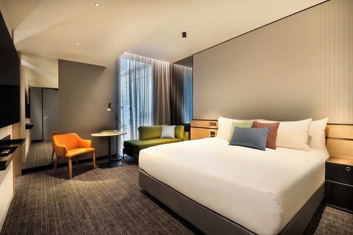 Room 27 of 130