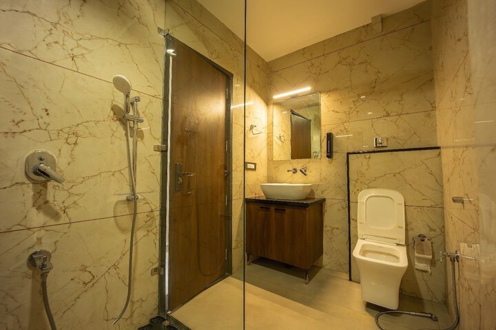 Room 29 of 36