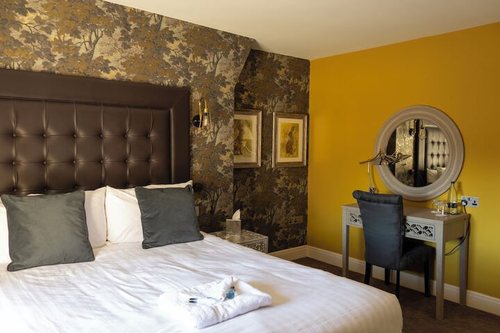 Room 15 of 72