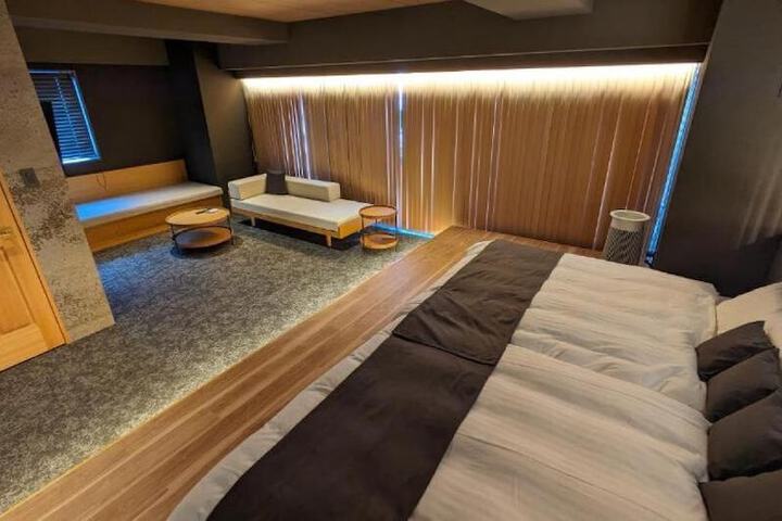 Room 7 of 46