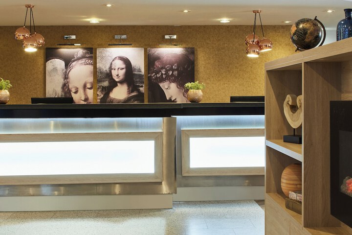 Lobby Entry
