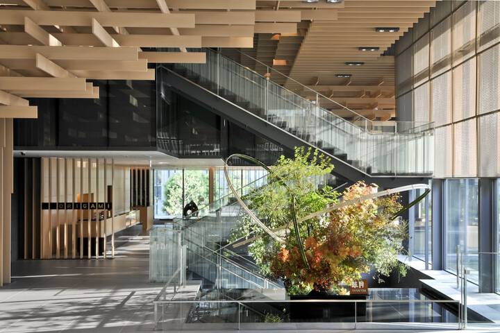 Guest Lobby