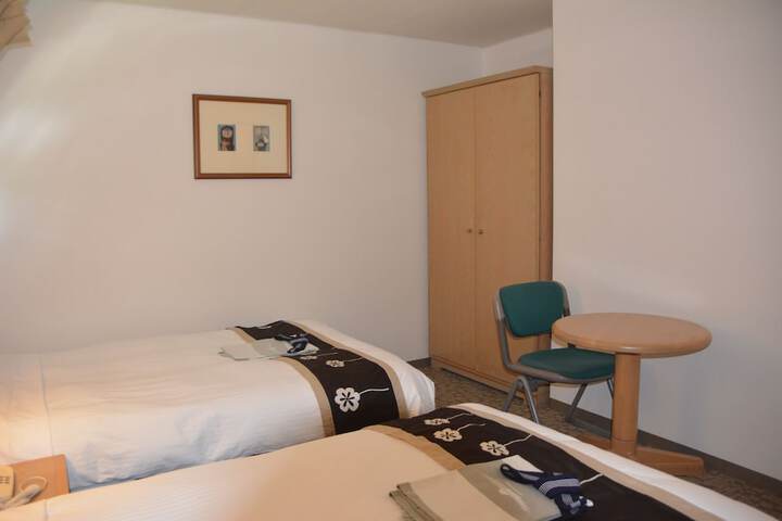 Room 17 of 56