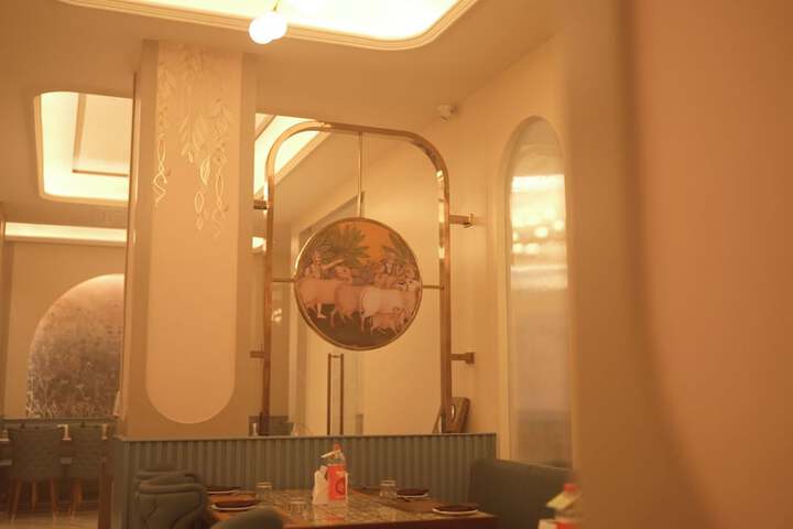 Dining 62 of 87