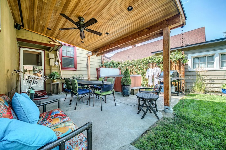 Terrace/Patio 17 of 27