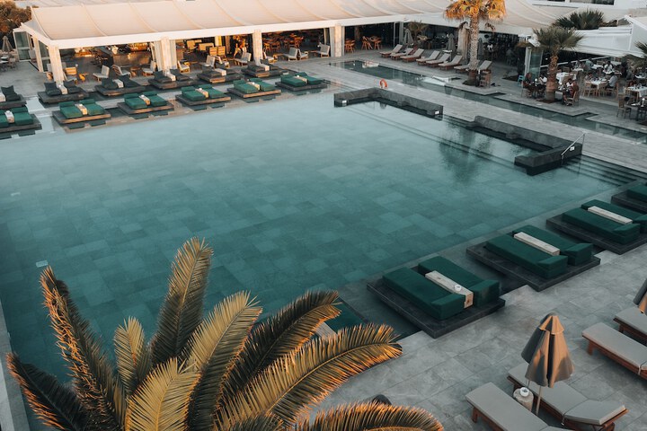 Pool 78 of 182