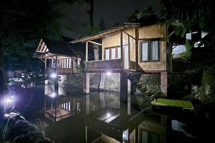 Hotel 168 of 184
