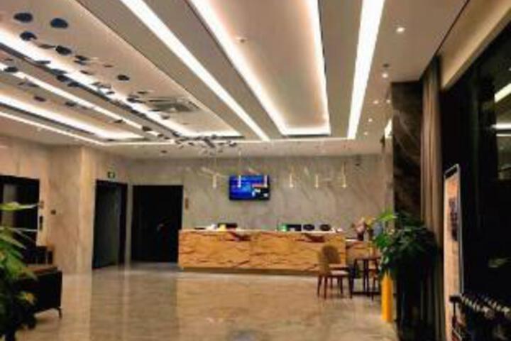 Tiane riverside Boutique Hotel