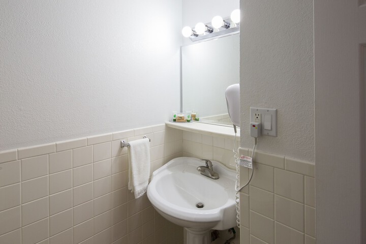 Room 35 of 50