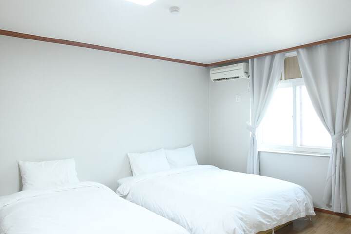 Room 15 of 71
