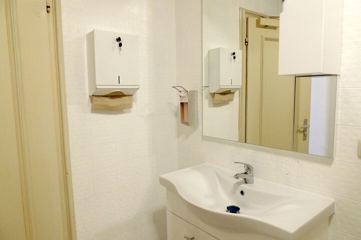 Room 9 of 78