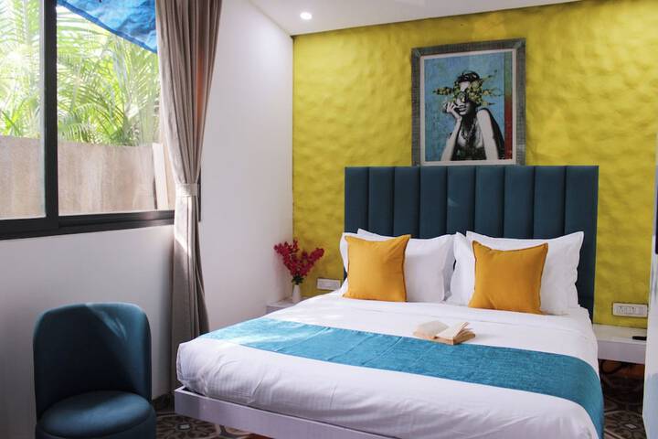 Room 4 of 39