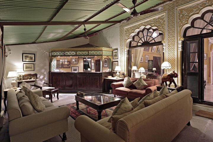 Hotel Lobby