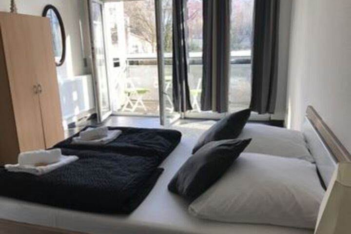 Room 49 of 69