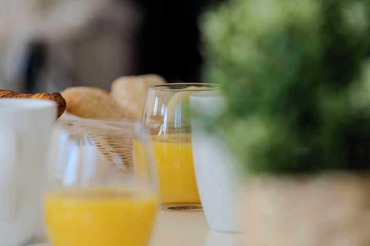 Breakfast/Coffee Service 14 of 18
