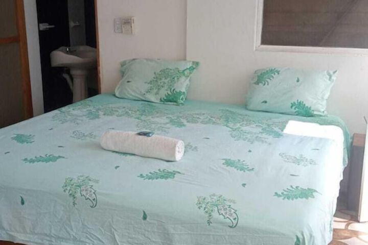 Room 6 of 29