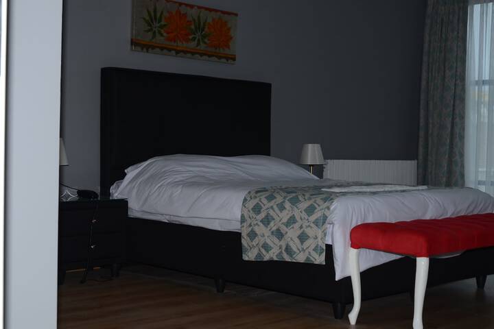 Room 7 of 43