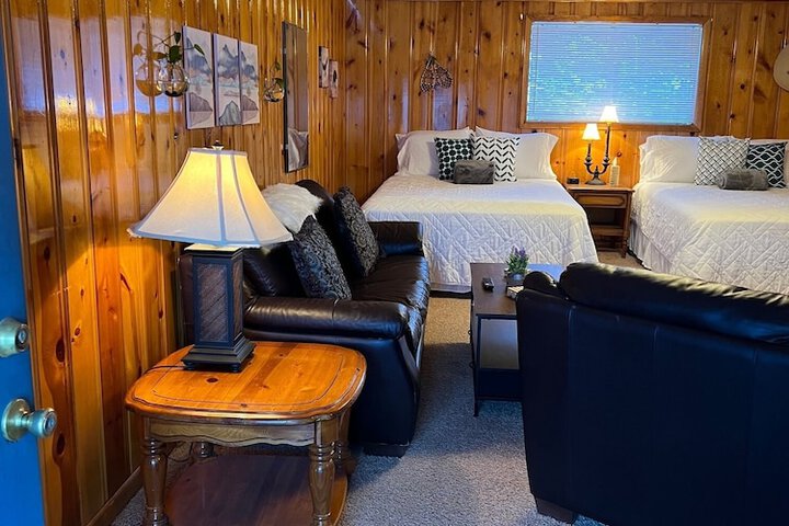 Room 53 of 236